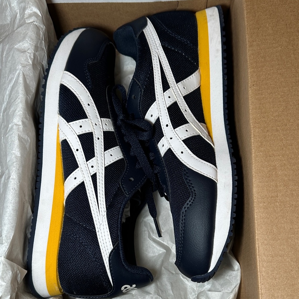 Asics Men's Navy, White, and Yellow Sneakers